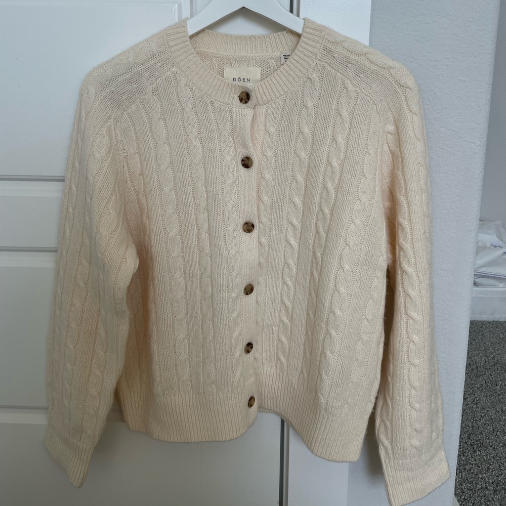 Doen Penrose cardigan in Salt